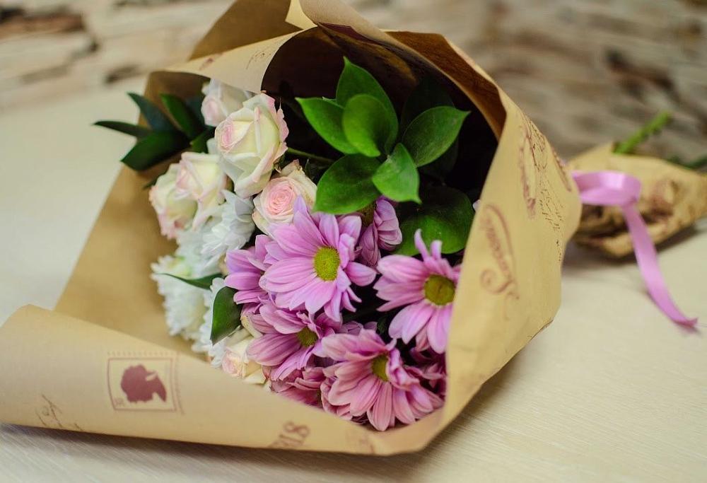 Букет цветов из: Розы и Хризантемы в Приозерском