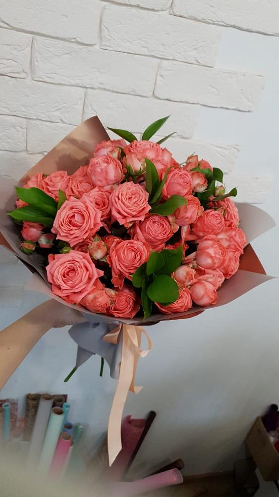 Букет цветов из: Розы в Приозерском