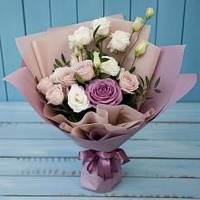 Букет цветов из:  Розы и Лизиантусы в Приозерском