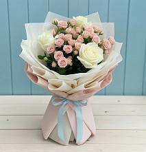 Букет цветов из:  Розы в Приозерском