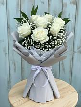 Букет цветов из:  Розы в Приозерском