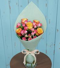 Букет цветов из:  Розы в Приозерском